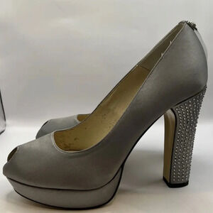 Michael Kors gray Nadia heel